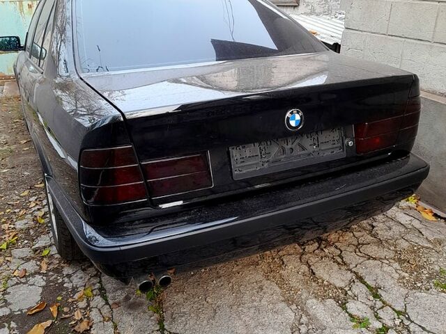 Чорний БМВ 5 Серія, об'ємом двигуна 2.5 л та пробігом 0 тис. км за 2000 $, фото 4 на Automoto.ua