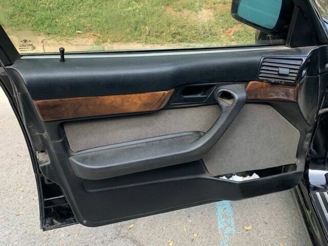 Черный БМВ 5 Серия, объемом двигателя 2 л и пробегом 3 тыс. км за 2800 $, фото 6 на Automoto.ua