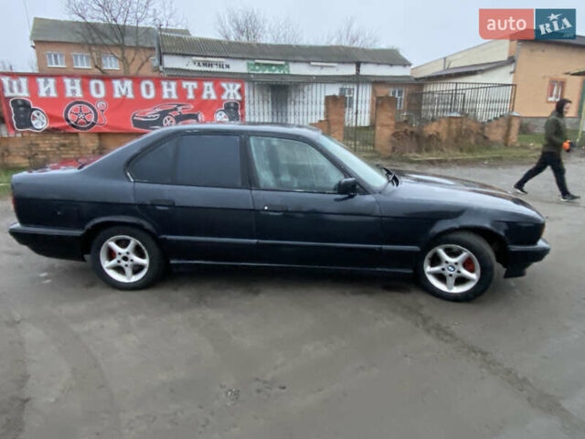 Чорний БМВ 5 Серія, об'ємом двигуна 1.99 л та пробігом 400 тис. км за 1650 $, фото 3 на Automoto.ua