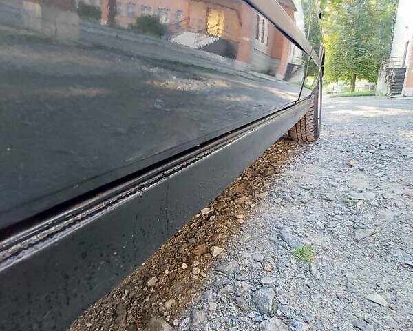 Чорний БМВ 5 Серія, об'ємом двигуна 2.5 л та пробігом 300 тис. км за 3500 $, фото 16 на Automoto.ua