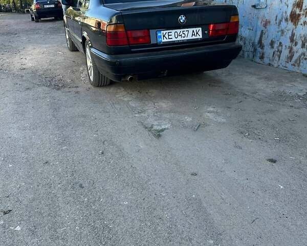 Чорний БМВ 5 Серія, об'ємом двигуна 1.99 л та пробігом 220 тис. км за 3500 $, фото 5 на Automoto.ua