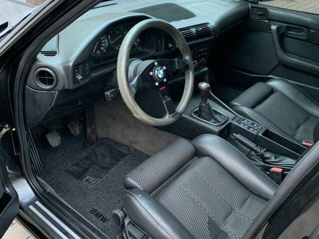 Черный БМВ 5 Серия, объемом двигателя 2.5 л и пробегом 350 тыс. км за 4000 $, фото 7 на Automoto.ua