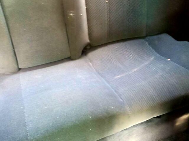 Черный БМВ 5 Серия, объемом двигателя 2.5 л и пробегом 300 тыс. км за 1300 $, фото 3 на Automoto.ua