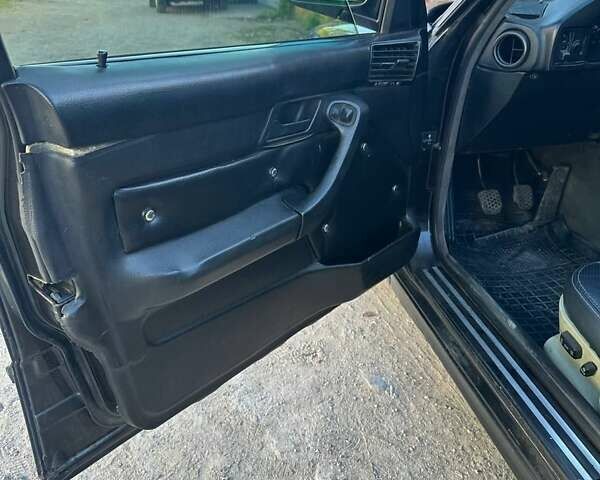 Чорний БМВ 5 Серія, об'ємом двигуна 1.99 л та пробігом 220 тис. км за 3500 $, фото 9 на Automoto.ua