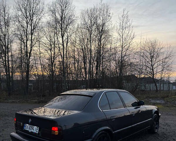 Черный БМВ 5 Серия, объемом двигателя 2.5 л и пробегом 400 тыс. км за 2400 $, фото 5 на Automoto.ua