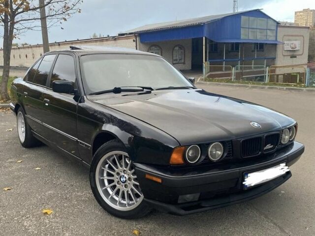 Чорний БМВ 5 Серія, об'ємом двигуна 4 л та пробігом 400 тис. км за 8380 $, фото 1 на Automoto.ua