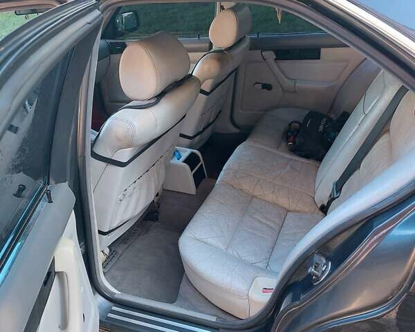 Чорний БМВ 5 Серія, об'ємом двигуна 2.5 л та пробігом 300 тис. км за 3500 $, фото 5 на Automoto.ua