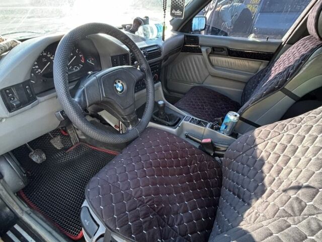 Чорний БМВ 5 Серія, об'ємом двигуна 2 л та пробігом 300 тис. км за 3500 $, фото 7 на Automoto.ua