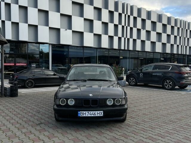 Черный БМВ 5 Серия, объемом двигателя 2 л и пробегом 199 тыс. км за 2000 $, фото 2 на Automoto.ua