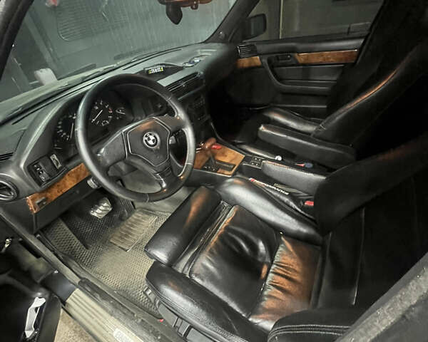 Черный БМВ 5 Серия, объемом двигателя 3 л и пробегом 377 тыс. км за 4100 $, фото 3 на Automoto.ua