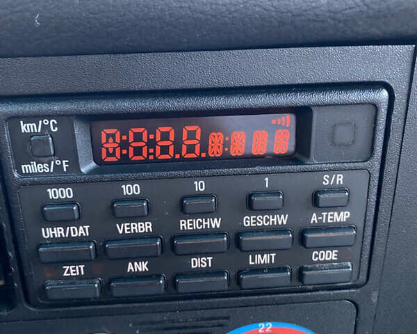 Черный БМВ 5 Серия, объемом двигателя 2.5 л и пробегом 356 тыс. км за 3300 $, фото 28 на Automoto.ua