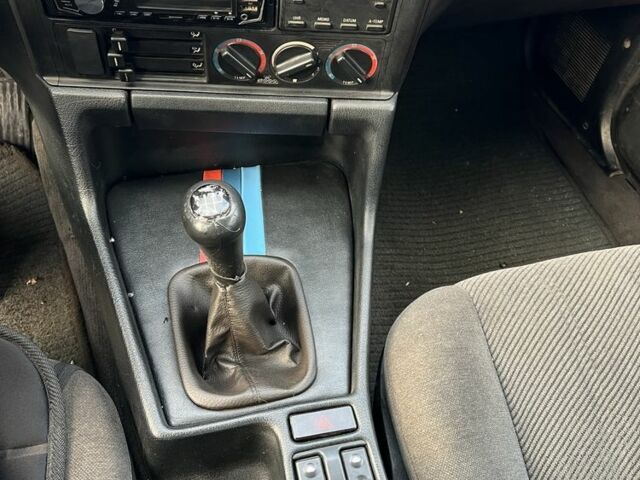 Черный БМВ 5 Серия, объемом двигателя 2 л и пробегом 199 тыс. км за 2000 $, фото 5 на Automoto.ua