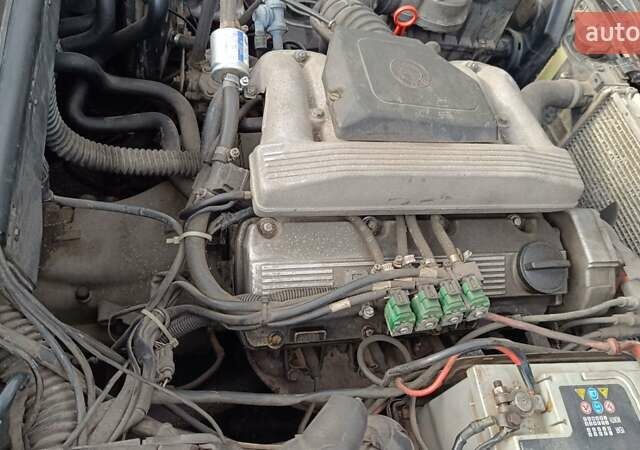 Чорний БМВ 5 Серія, об'ємом двигуна 1.8 л та пробігом 384 тис. км за 2500 $, фото 18 на Automoto.ua