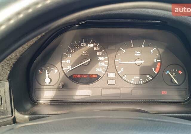 Чорний БМВ 5 Серія, об'ємом двигуна 1.8 л та пробігом 384 тис. км за 2500 $, фото 14 на Automoto.ua