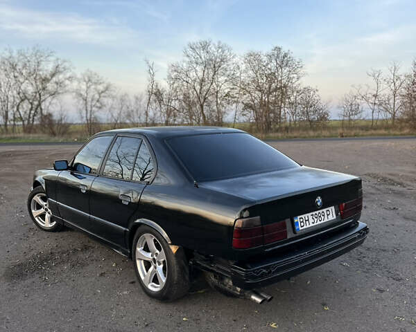 Чорний БМВ 5 Серія, об'ємом двигуна 2.49 л та пробігом 300 тис. км за 2450 $, фото 2 на Automoto.ua