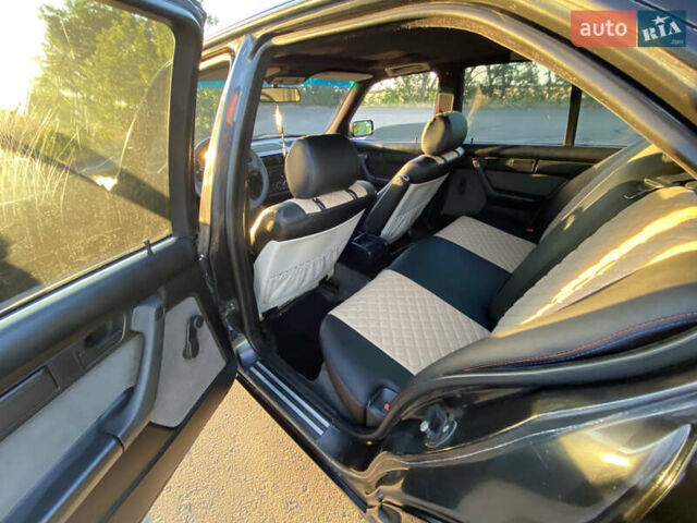 Черный БМВ 5 Серия, объемом двигателя 2.5 л и пробегом 356 тыс. км за 3300 $, фото 19 на Automoto.ua
