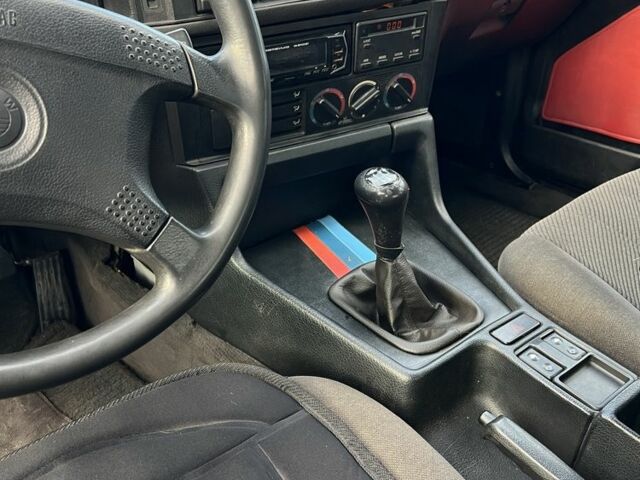 Черный БМВ 5 Серия, объемом двигателя 2 л и пробегом 199 тыс. км за 2000 $, фото 6 на Automoto.ua