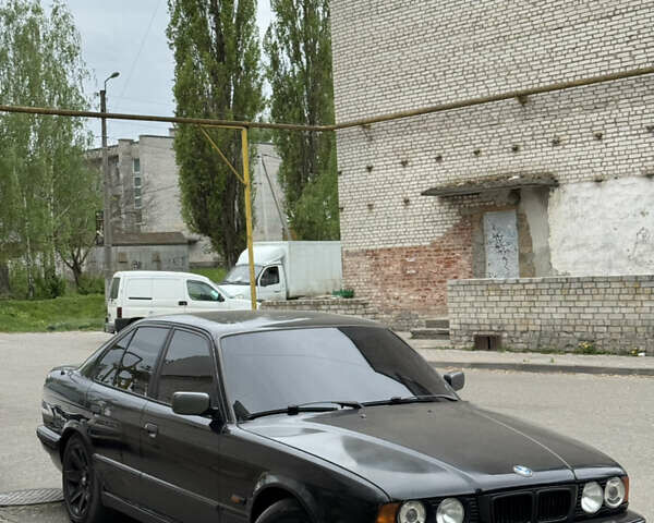 Черный БМВ 5 Серия, объемом двигателя 2 л и пробегом 350 тыс. км за 3450 $, фото 18 на Automoto.ua