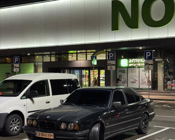 Черный БМВ 5 Серия, объемом двигателя 2 л и пробегом 350 тыс. км за 3450 $, фото 15 на Automoto.ua