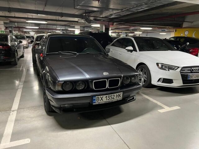 Черный БМВ 5 Серия, объемом двигателя 2 л и пробегом 400 тыс. км за 3500 $, фото 1 на Automoto.ua