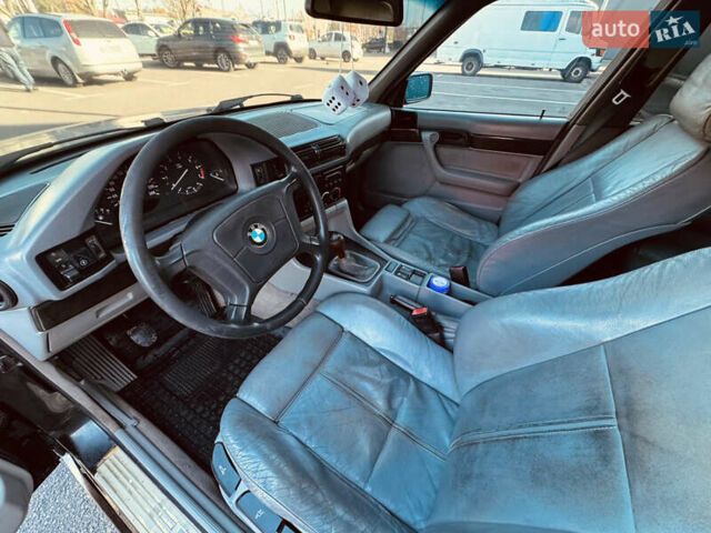 Черный БМВ 5 Серия, объемом двигателя 2 л и пробегом 350 тыс. км за 3450 $, фото 9 на Automoto.ua