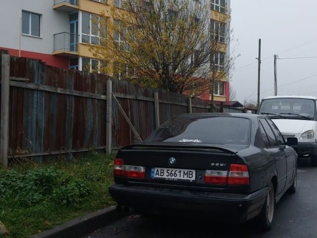 Черный БМВ 5 Серия, объемом двигателя 2.5 л и пробегом 300 тыс. км за 2800 $, фото 1 на Automoto.ua