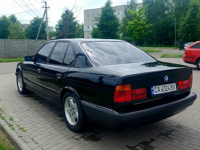 Черный БМВ 5 Серия, объемом двигателя 2.5 л и пробегом 400 тыс. км за 3000 $, фото 1 на Automoto.ua