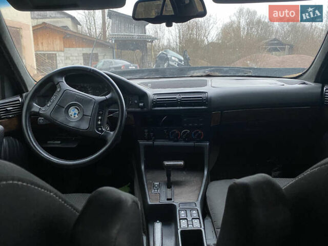 Чорний БМВ 5 Серія, об'ємом двигуна 2.5 л та пробігом 300 тис. км за 2000 $, фото 8 на Automoto.ua