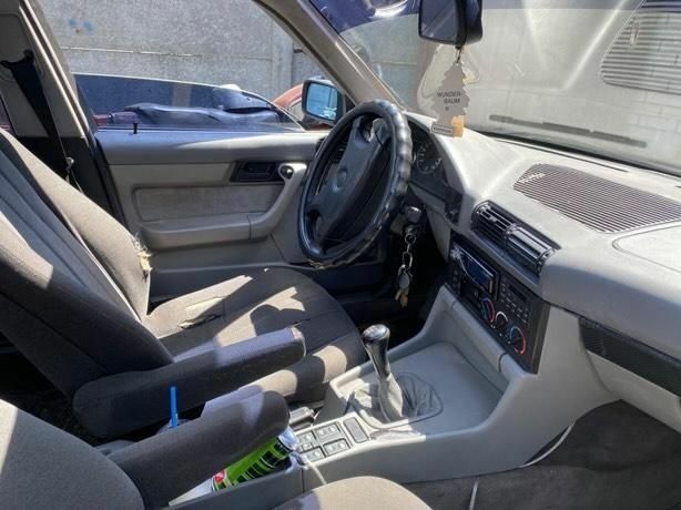 Черный БМВ 5 Серия, объемом двигателя 2.5 л и пробегом 300 тыс. км за 2800 $, фото 3 на Automoto.ua