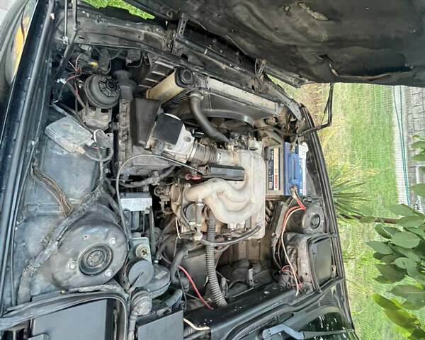 Черный БМВ 5 Серия, объемом двигателя 1.8 л и пробегом 400 тыс. км за 3000 $, фото 7 на Automoto.ua