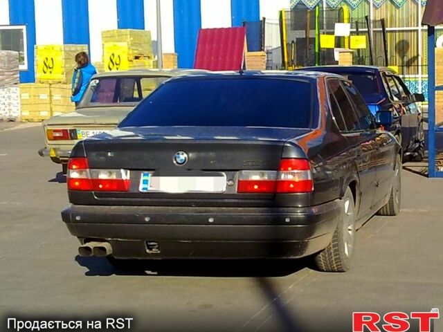 Черный БМВ 5 Серия, объемом двигателя 2.5 л и пробегом 150 тыс. км за 1550 $, фото 2 на Automoto.ua