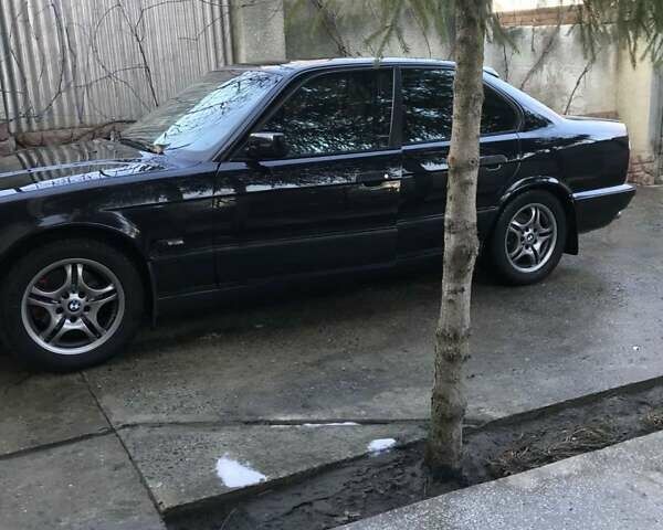 Черный БМВ 5 Серия, объемом двигателя 3 л и пробегом 525 тыс. км за 7400 $, фото 17 на Automoto.ua