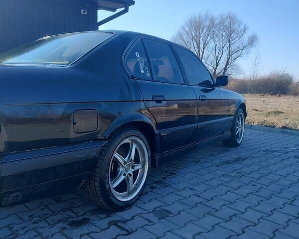 Черный БМВ 5 Серия, объемом двигателя 1.99 л и пробегом 295 тыс. км за 2450 $, фото 5 на Automoto.ua
