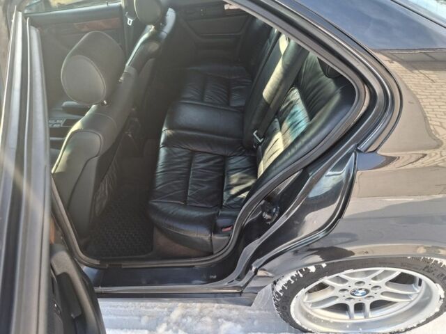 Черный БМВ 5 Серия, объемом двигателя 3 л и пробегом 420 тыс. км за 5999 $, фото 7 на Automoto.ua