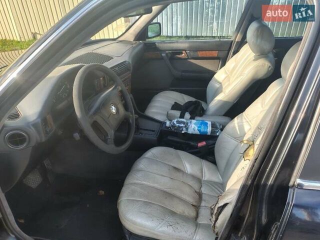 Черный БМВ 5 Серия, объемом двигателя 2.5 л и пробегом 360 тыс. км за 2700 $, фото 9 на Automoto.ua