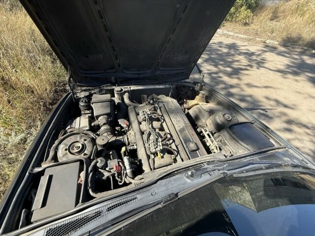 Черный БМВ 5 Серия, объемом двигателя 2 л и пробегом 500 тыс. км за 2000 $, фото 4 на Automoto.ua