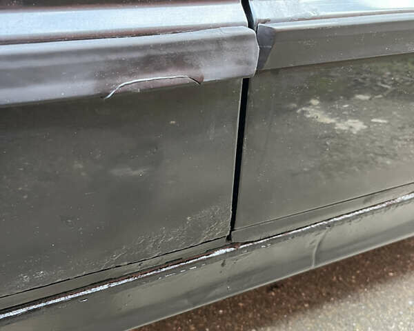 Черный БМВ 5 Серия, объемом двигателя 2 л и пробегом 349 тыс. км за 3000 $, фото 15 на Automoto.ua