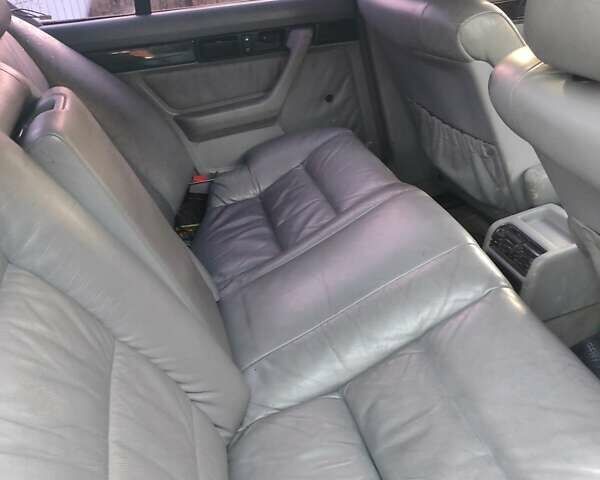 Черный БМВ 5 Серия, объемом двигателя 2.5 л и пробегом 300 тыс. км за 1500 $, фото 2 на Automoto.ua