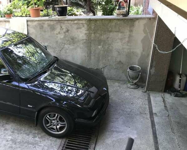 Черный БМВ 5 Серия, объемом двигателя 3 л и пробегом 525 тыс. км за 7400 $, фото 14 на Automoto.ua