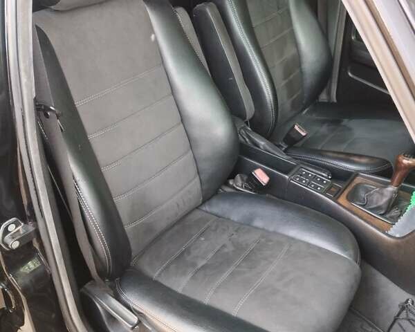 Черный БМВ 5 Серия, объемом двигателя 2 л и пробегом 39 тыс. км за 4300 $, фото 13 на Automoto.ua