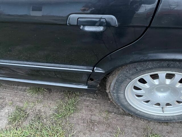 Чорний БМВ 5 Серія, об'ємом двигуна 2 л та пробігом 300 тис. км за 1400 $, фото 11 на Automoto.ua