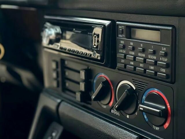 Черный БМВ 5 Серия, объемом двигателя 2.5 л и пробегом 415 тыс. км за 2300 $, фото 7 на Automoto.ua