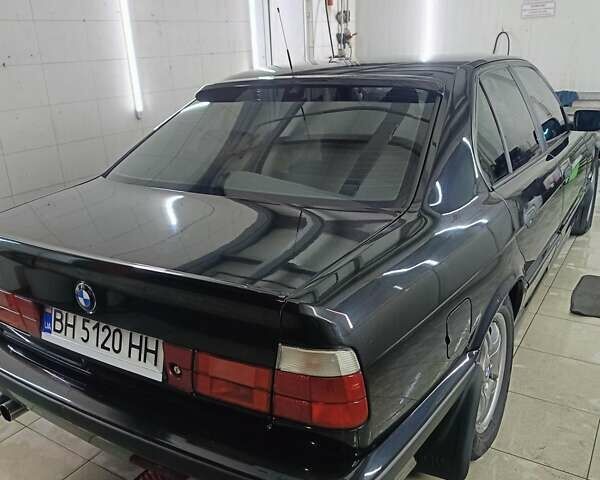 Черный БМВ 5 Серия, объемом двигателя 3 л и пробегом 525 тыс. км за 7400 $, фото 7 на Automoto.ua