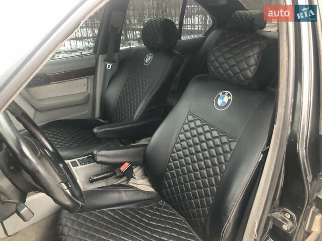 Черный БМВ 5 Серия, объемом двигателя 2 л и пробегом 350 тыс. км за 2020 $, фото 34 на Automoto.ua