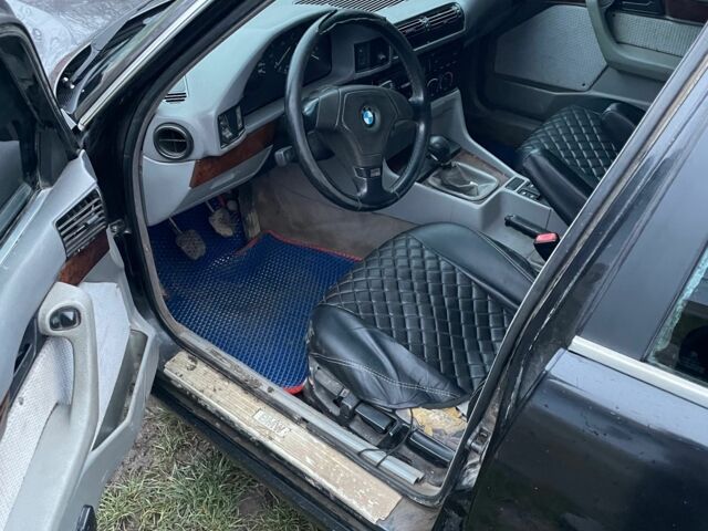 Чорний БМВ 5 Серія, об'ємом двигуна 2 л та пробігом 300 тис. км за 1400 $, фото 12 на Automoto.ua