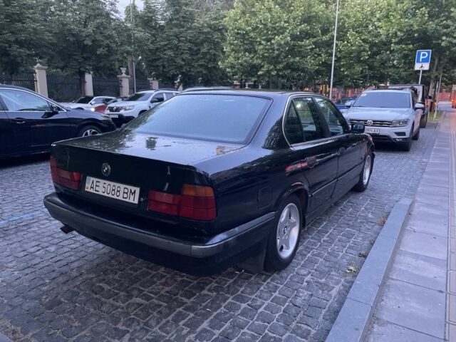 Черный БМВ 5 Серия, объемом двигателя 2 л и пробегом 777 тыс. км за 4000 $, фото 6 на Automoto.ua