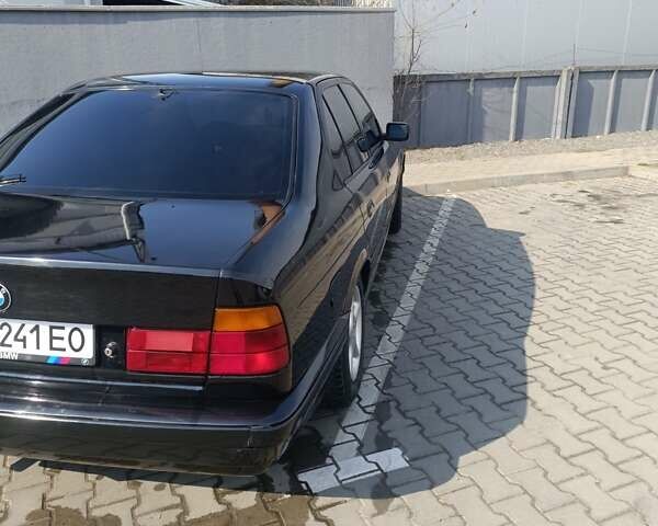 Черный БМВ 5 Серия, объемом двигателя 2.5 л и пробегом 320 тыс. км за 3600 $, фото 6 на Automoto.ua
