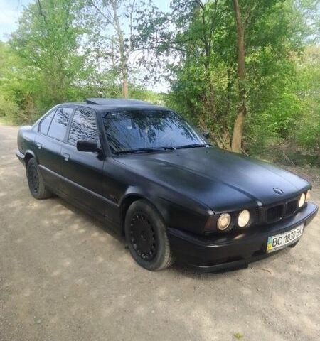 Черный БМВ 5 Серия, объемом двигателя 2.5 л и пробегом 220 тыс. км за 1890 $, фото 3 на Automoto.ua