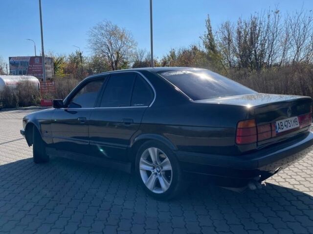 Черный БМВ 5 Серия, объемом двигателя 2 л и пробегом 400 тыс. км за 4499 $, фото 5 на Automoto.ua