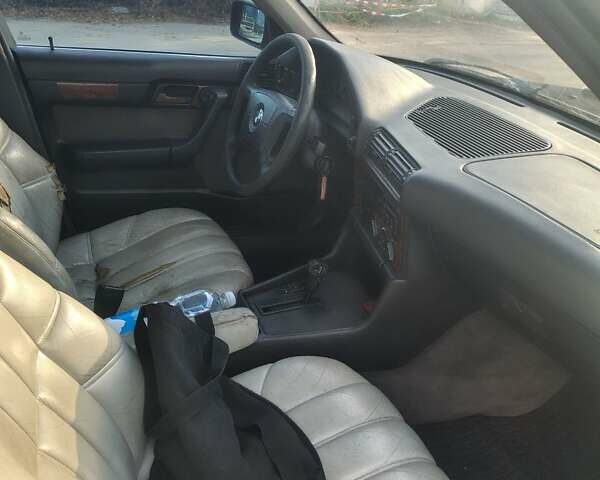 Черный БМВ 5 Серия, объемом двигателя 2.5 л и пробегом 360 тыс. км за 2700 $, фото 13 на Automoto.ua